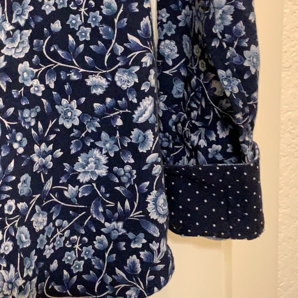 Chaps No Iron Navy Floral Blouse